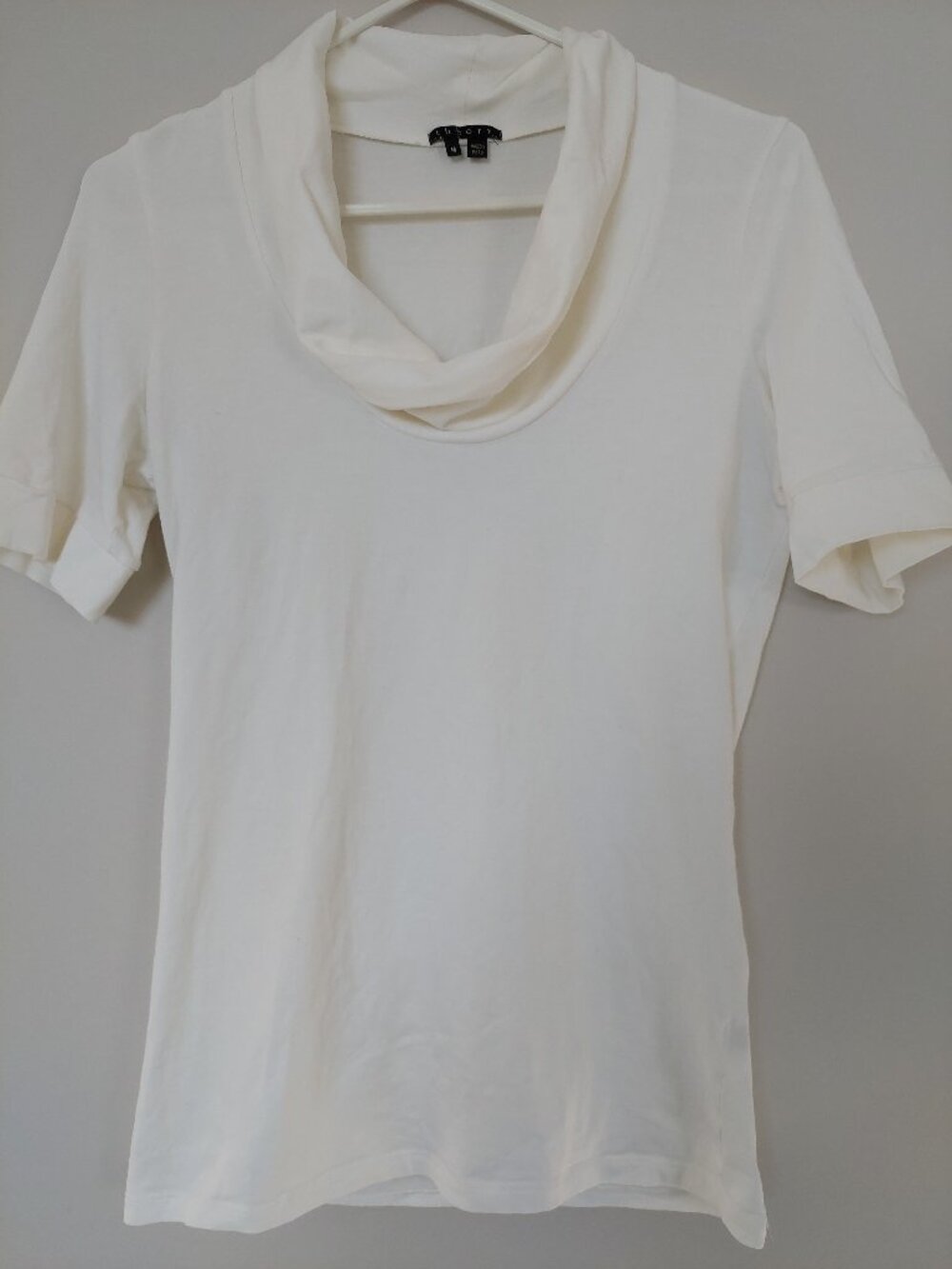 Theory Women's M cream signature soft Cowl Neck short sleeve tunic top